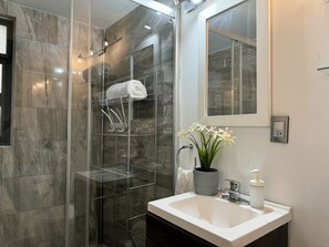 Haartrockner, Handtücher