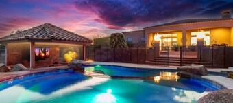 Private Luxury Desert Resort -Pool, Hot Tub, Games