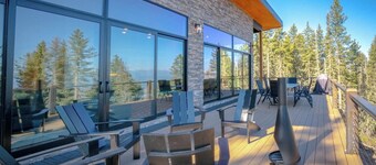 Luxury Cabin On Ski Bike Trail, 4BR, Hot Tub with Mountain Views