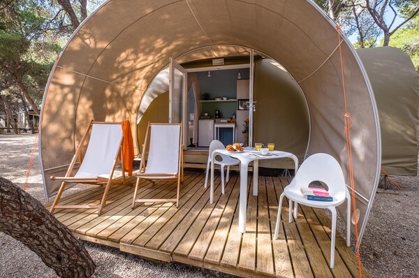 Premium Tent Lodge For Family - Costa Dorada, España