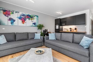 Smart TV, music library