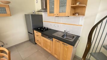 Micro-ondas, fogão, cooktop, lava-louças