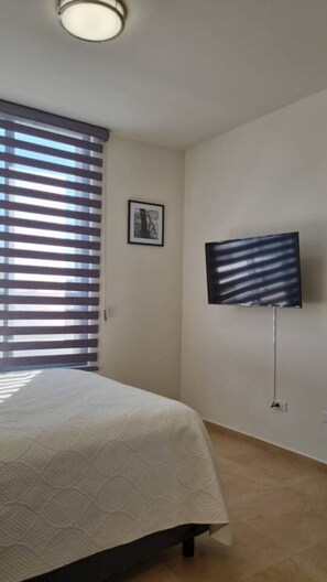 3 bedrooms, desk, iron/ironing board, WiFi - Casa del Sol: Oasis in La Paz (La Paz)