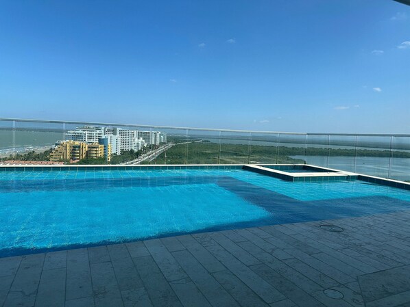 Comfort Apartment | Pool | Outdoor pool