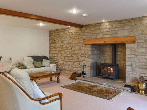 3 bedroom accommodation in Lydney