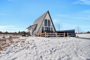 Exterior - A-Frame, Pikes Peak View, Hot-tub, No Cleaning Fee
 (Cripple Creek)