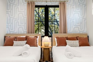 5 quartos, ferros/tábuas de passar roupa, Wi-Fi de cortesia