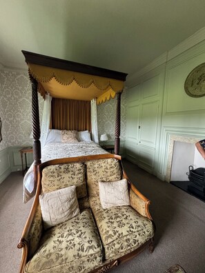 Deluxe Suite, 1 Bedroom, Garden View | Individually decorated, individually furnished, free WiFi, bed sheets - The Rowley Manor Hotel (Cottingham)