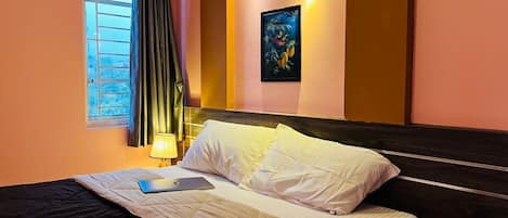 2 bedrooms, WiFi, bed sheets