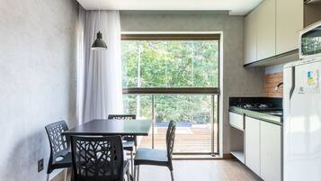 Apartment | Dining