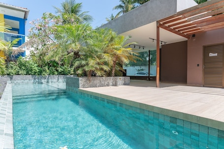 Outdoor pool. Residencial Praça Cinco