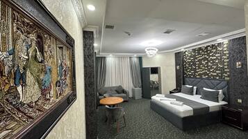 Deluxe-rum - utsikt mot staden | Gratis wi-fi