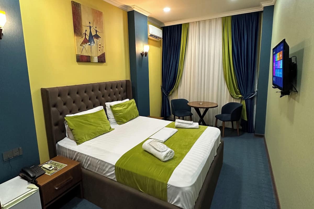 Comfort Double Room, City View