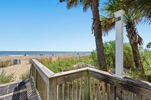 On the beach - Landmark 1048- 1BR/1.5BA-Indoor/Outdoor Pools (Myrtle Beach)