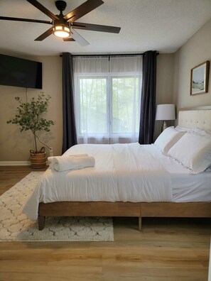 3 Schlafzimmer, Bügeleisen/Bügelbrett, WLAN, Bettwäsche