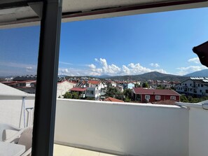 家庭公寓, 2 间卧室, 无烟房, 简易厨房 | 露台