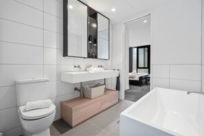 Bathroom - Chic Townhouse in South Yarra (South Yarra)