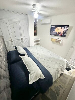 4 Schlafzimmer, Bügeleisen/Bügelbrett, WLAN, Bettwäsche