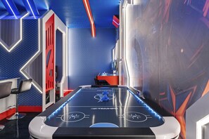 Spielezimmer