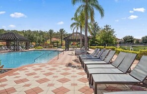 Beheizter Pool