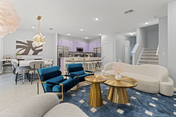 Smart TV - Last Minute Disney Getaway! Luxury Villa with Private Pool & Game Room. Book Now! #121831 (Orlando)