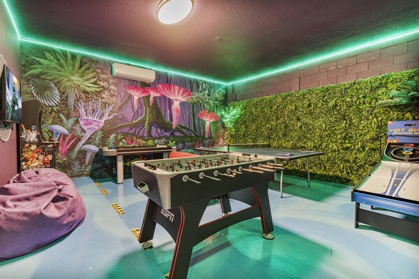 Spielezimmer