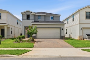 Exterior - Last Minute Disney! Private Pool, Hot Tub, Game Room & Themed Bedrooms. Book Now! #125733 (Orlando)
