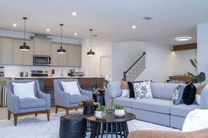 Interior - Last Minute Disney! Private Pool, Game Room & Themed Bedrooms. Book Now! #125777 (Orlando)