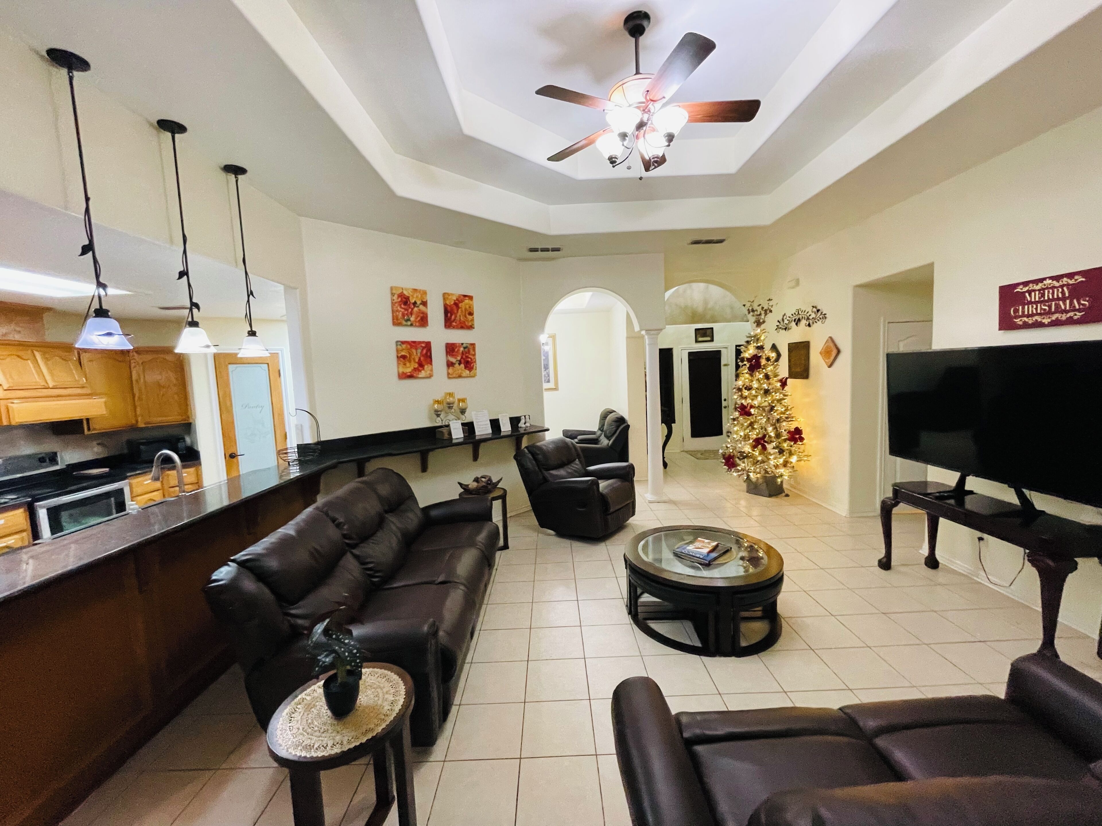 Smart TV, tenis de mesa y libros 