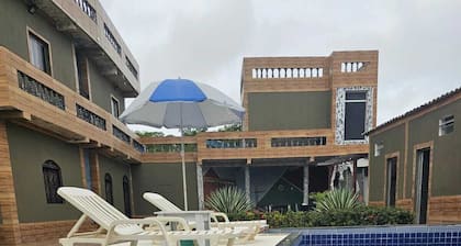 Vacation home on Linha Verde (Swimming pool, Games room, Gourmet space.