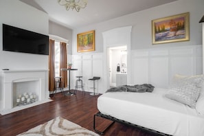 1 chambre, bureau, fer et planche à repasser, Wi-Fi gratuit