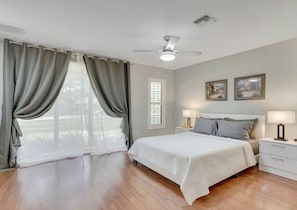 6 quartos, Wi-Fi de cortesia, roupa de cama