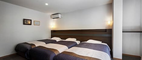 4 quartos, Wi-Fi de cortesia, roupa de cama