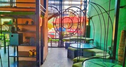 Hotel MM Inn - The Clock Tower Cafe