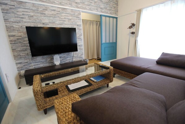 TV - 3 minutes from Kujukuri Beach Perfect for families or groups of friends a private rental house / Sambugun Chiba (Sambugun)