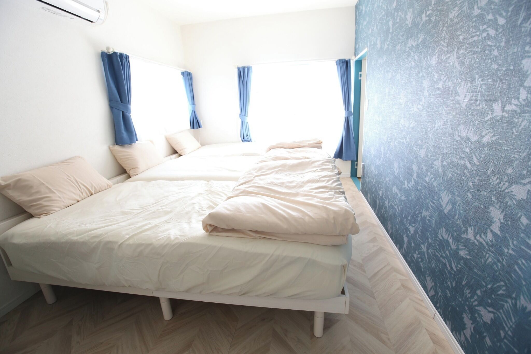 3 bedrooms, desk, free WiFi, bed sheets