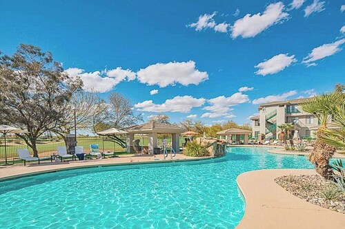 Resort-Style Stay | Pool ,Parking & Golf Nearby
