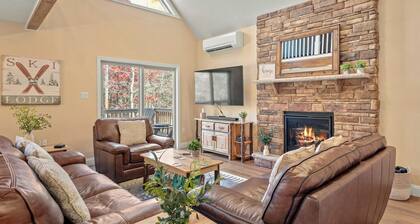Stephen Way by Avantstay Hot Tub + Game Room Albrightsville