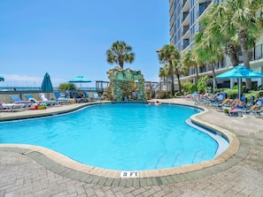 Apartment, 1 King-Bett und Schlafsofa (Edgewater Tower 3-1104) | Pool | Außenpool, beheizter Pool