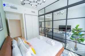 2 bedrooms, iron/ironing board, Internet, bed sheets - AWS Holiday Homes - Stylish 2BR Apt at Dubai Hills (Dubai)
