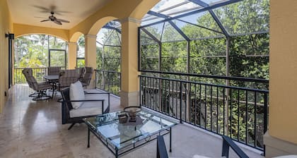 Coastal Paradise Awaits: Luxurious Beachside House with Top-Notch Amenities