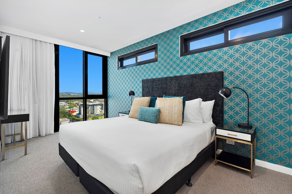 Individuell eingerichtet, Schreibtisch, schallisolierte Zimmer