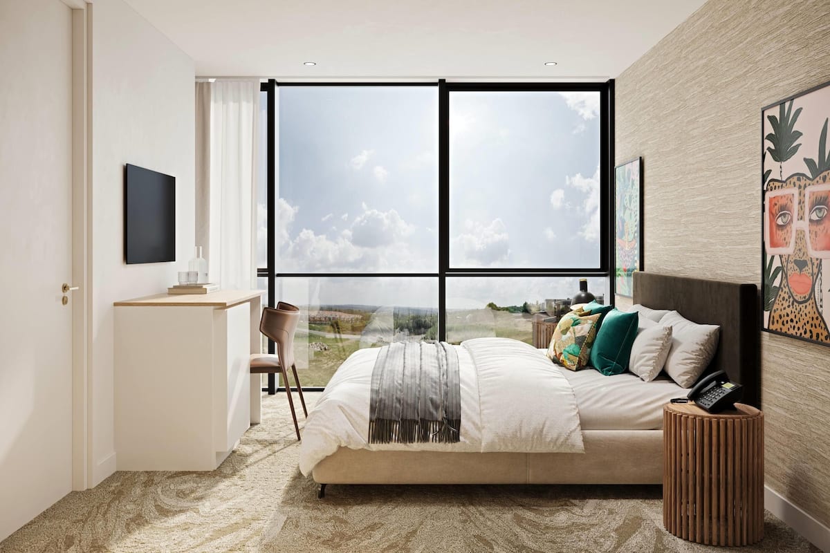 Hotel King Studio | Individually furnished, desk, soundproofing, rollaway beds