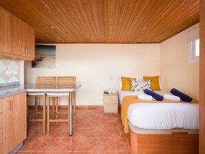 3 camere, ferro/asse da stiro, Wi-Fi gratuito, lenzuola
