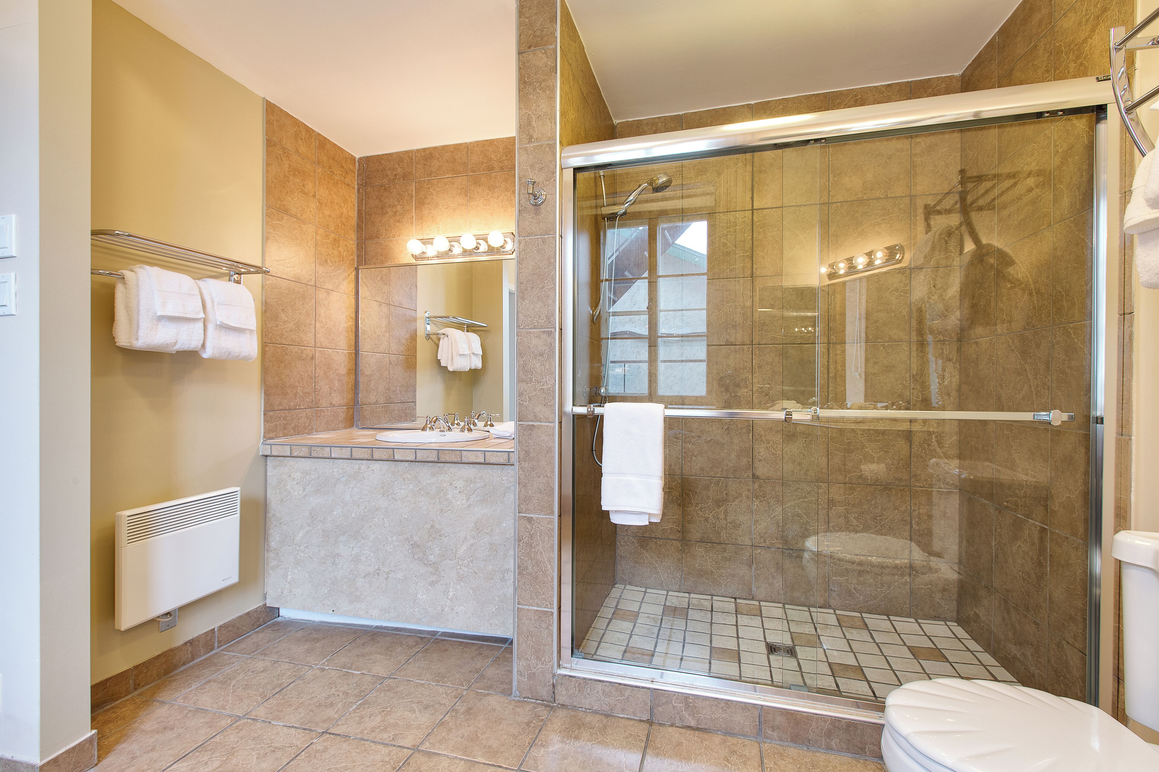 Photo - Comfort Room - Hotel Le Cavalier by M11