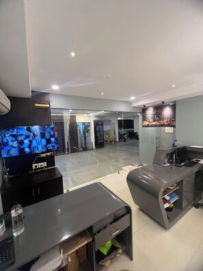 Reception - Da lara suites (Hyderabad)