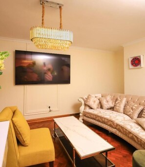 Televisión LED de 32 pulgadas con canales vía satélite 