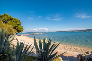 Exterior - Comfortable Kastel Stafilic Apartment with Balcony - Two Bedroom Apartment with Balcony and Sea View (Kastel Stafilic)