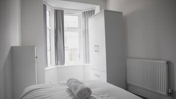 Shared Dormitory, 1 Bedroom, City View | 1 bedroom