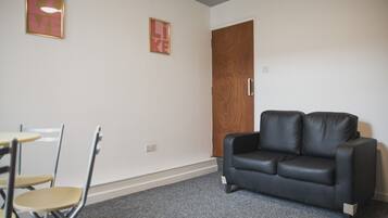 Shared Dormitory, 1 Bedroom, City View | Interior